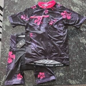 Women's Floral Cycling Jersey - Black and Pink